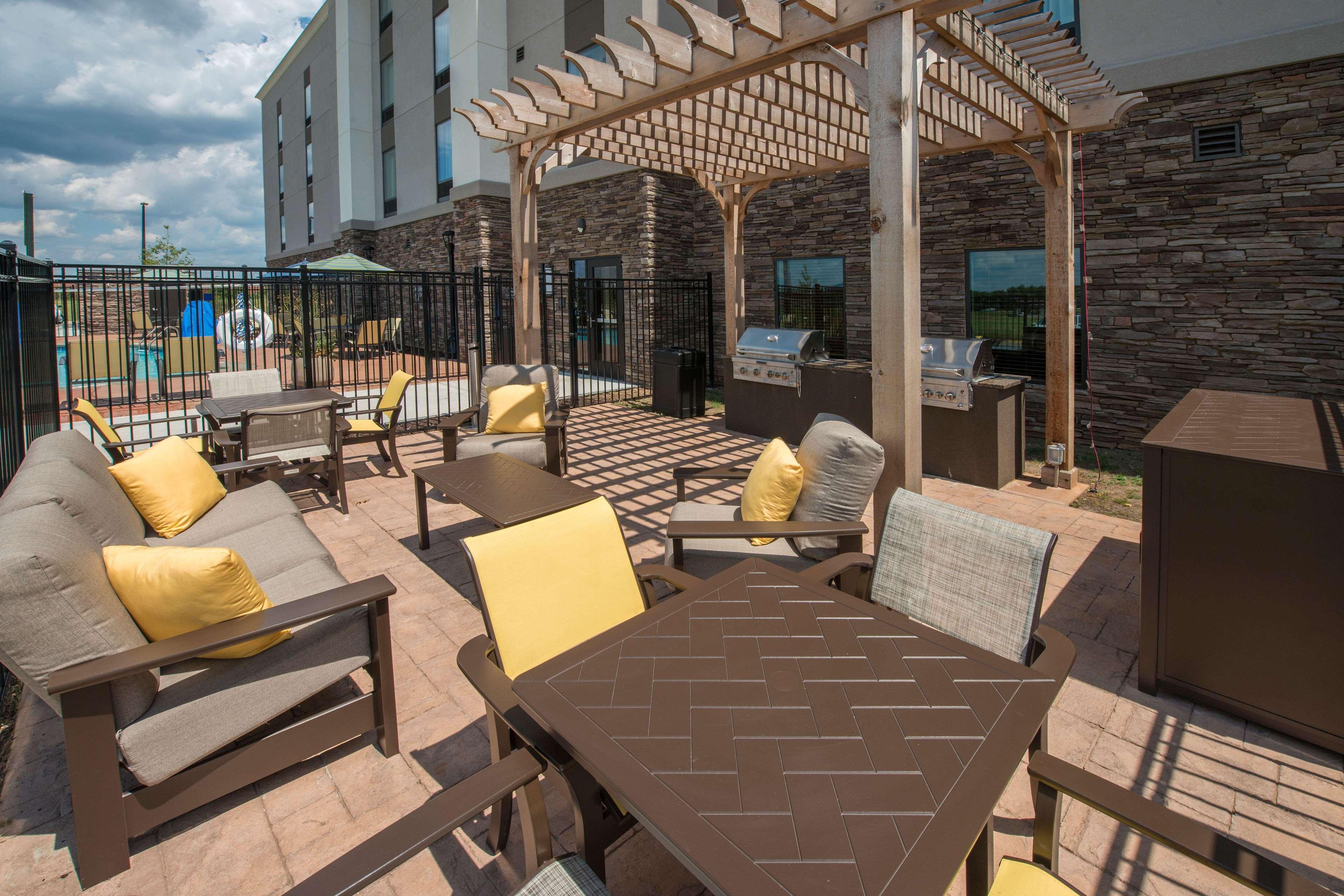Hampton Inn Waynesboro Exterior photo